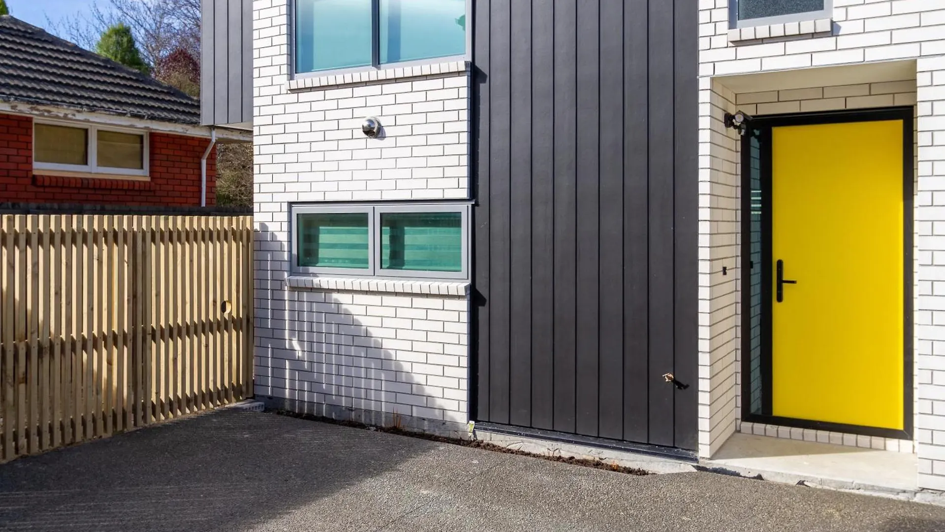 Apartment Urban Comfort And Parking Near Avebury Park Christchurch